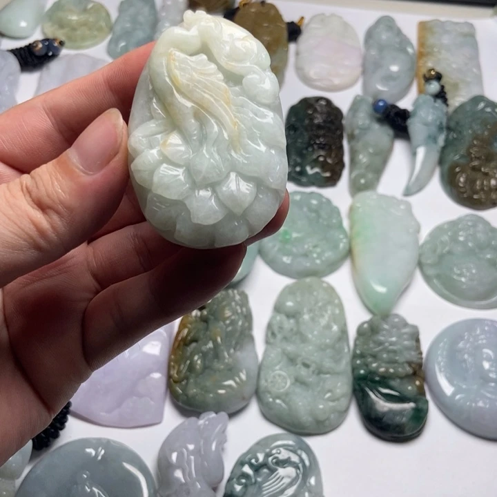 颈饰未镶嵌翡翠凤凰45