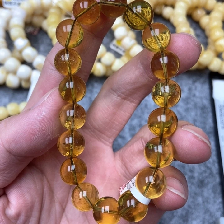 琥珀未镶嵌珠宝奇石11