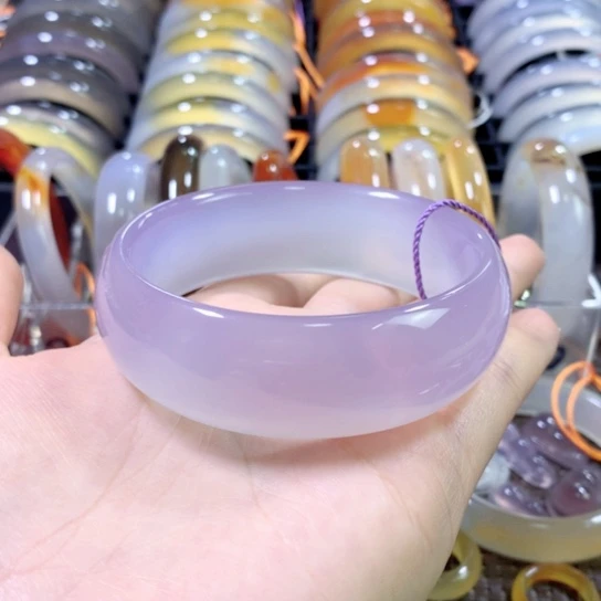 M***、玛瑙/玉髓未镶嵌手镯