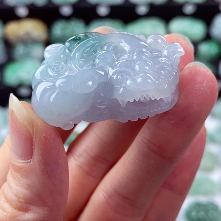 翡翠颈饰未镶嵌天然