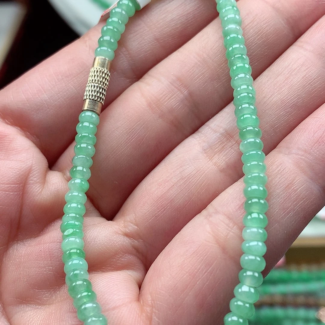 翡翠未镶嵌毛衣链