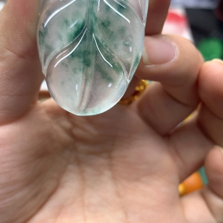 颈饰未镶嵌翡翠吊坠