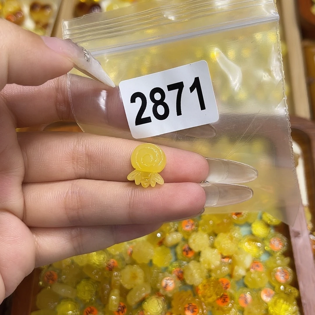 琥珀未镶嵌珠宝奇石