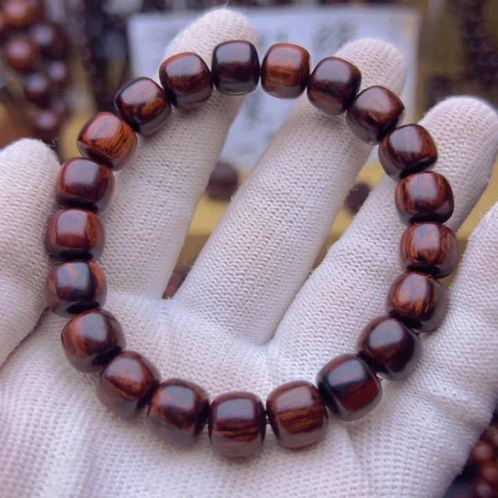 木海南红降黑金1.0老型珠红飘黑精品