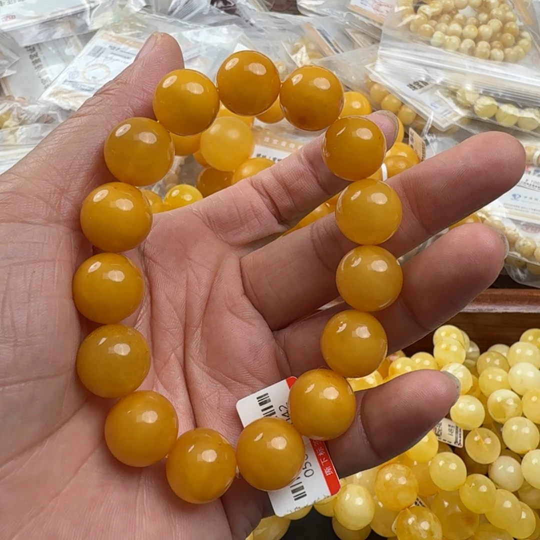 未镶嵌琥珀珠宝奇石