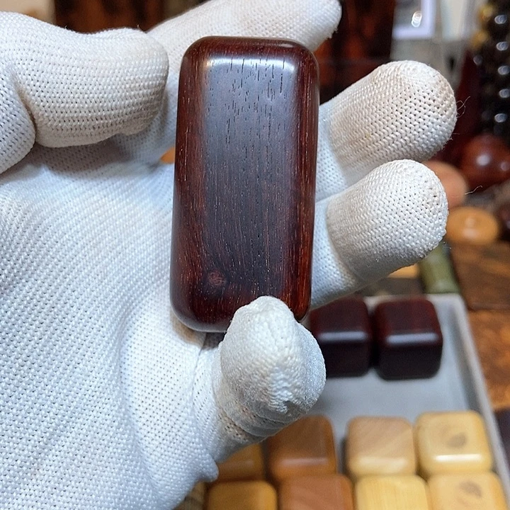 檀香紫檀（小叶紫檀）你***。