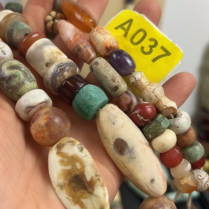 讽***默玛瑙/玉髓颈饰未镶嵌