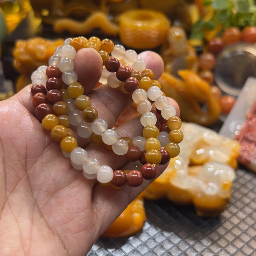 石英质玉未镶嵌颈饰