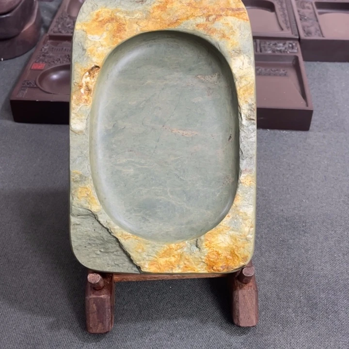 广东肇庆原石端砚