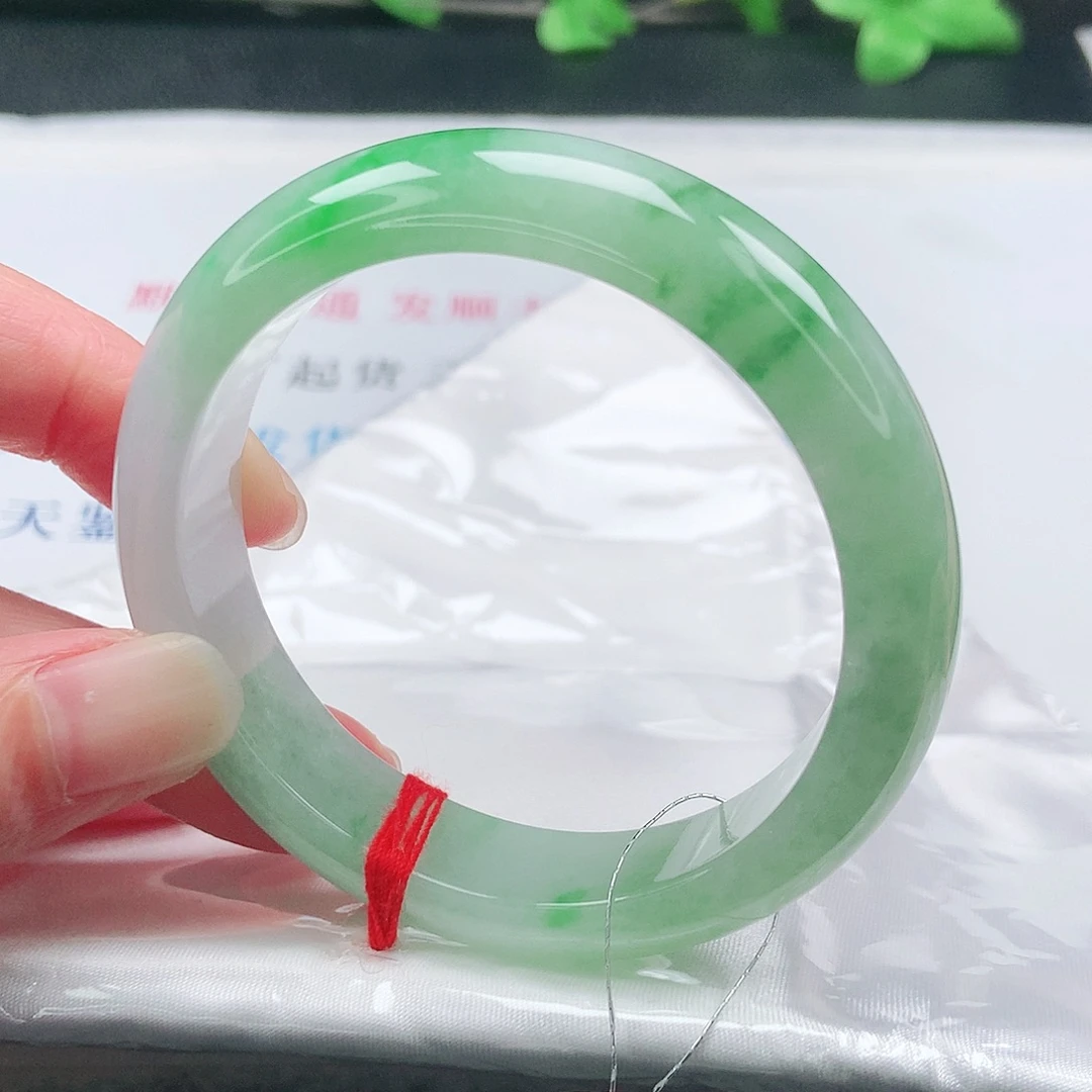 翡翠未镶嵌手镯54圈