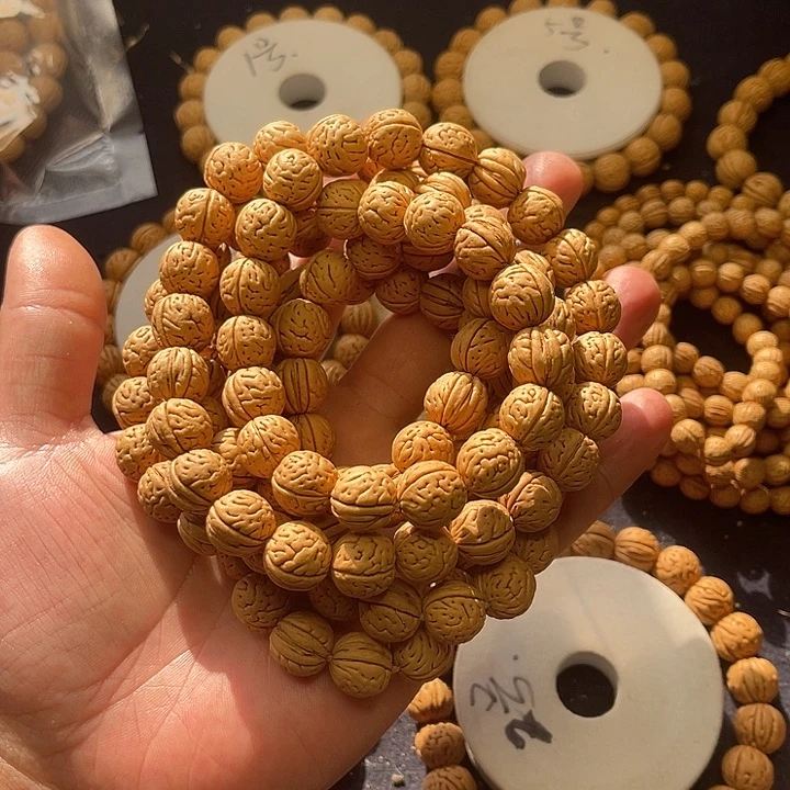 迷***茫桃核吊坠肌肉金丹脖挂