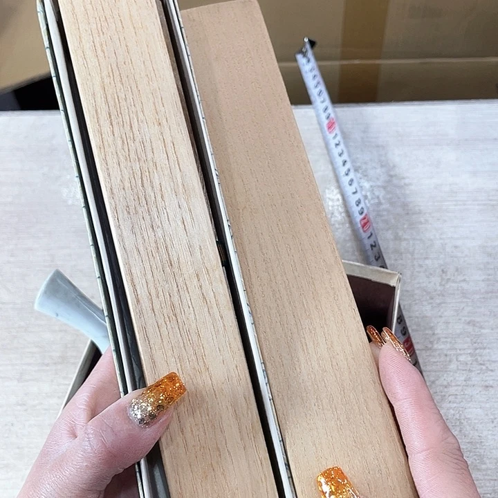 栩*新亿阁祝愿大家新年快乐