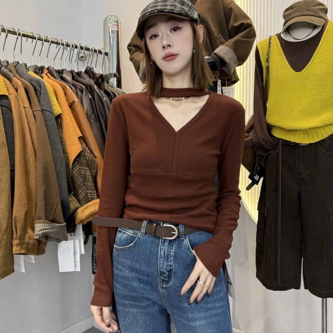 欢欢家8036修身型短款常规款显瘦T恤网红风女长袖纯色V领