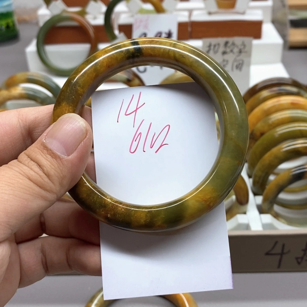 蛇纹石玉未镶嵌手镯用****5