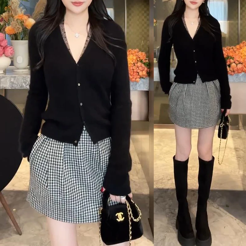 法式气质V领长袖开衫上衣女士2025秋季新款花苞格子半裙时尚套装