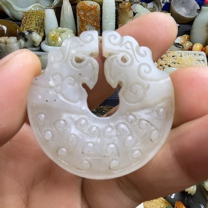 颈饰未镶嵌和田玉