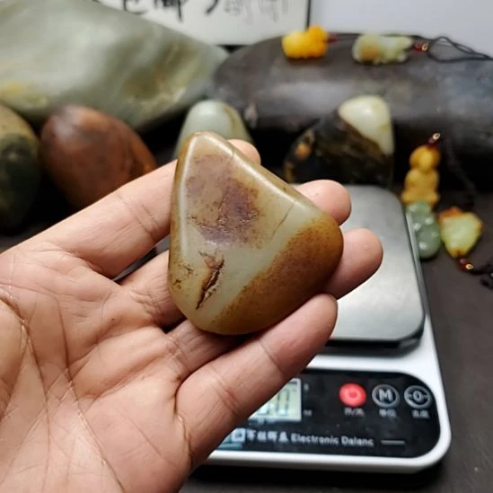 和田玉（糖玉）未镶嵌挂件