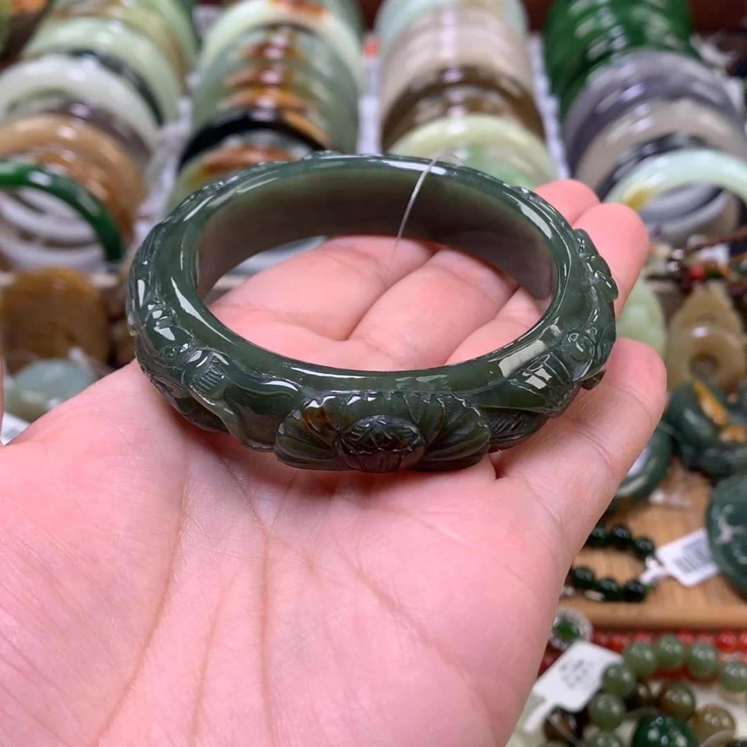 和田玉未镶嵌手镯55口径