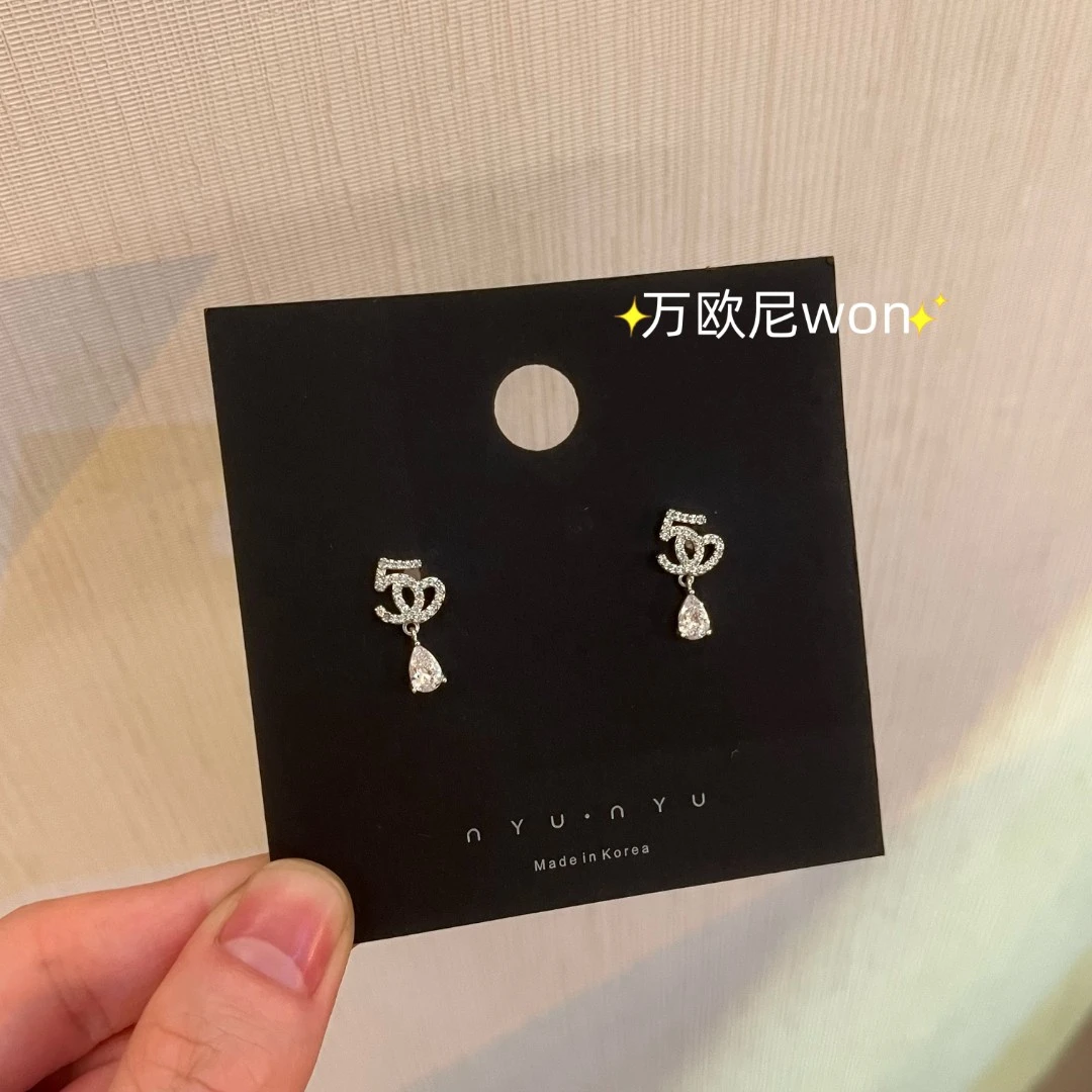 925银合成锆石耳饰 CHANGE x 小香风耳钉 小众简约百搭 弧 E265