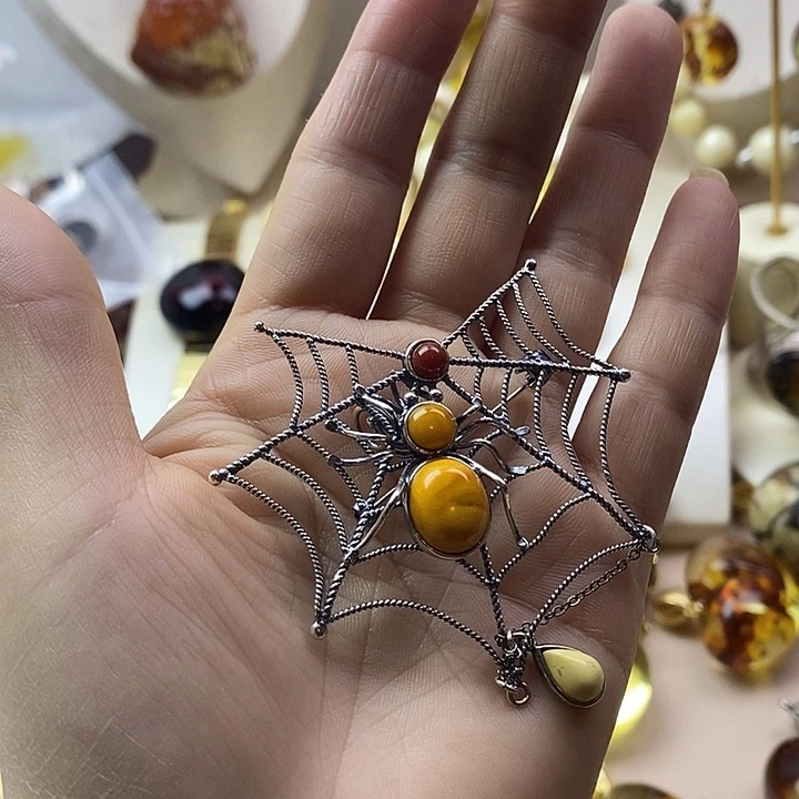 琥珀未镶嵌颈饰蜜蜡吊坠