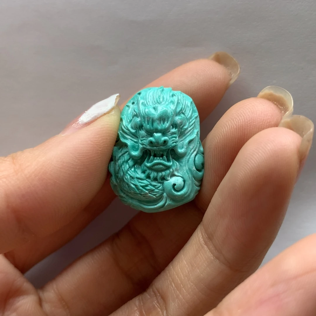 绿松石配饰未镶嵌