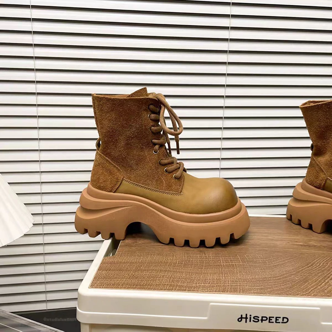 【新疆包邮】25年新款厚底真皮英伦风马丁鞋翻盖两穿19801