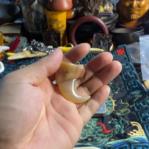 寻呼台的人也太少见