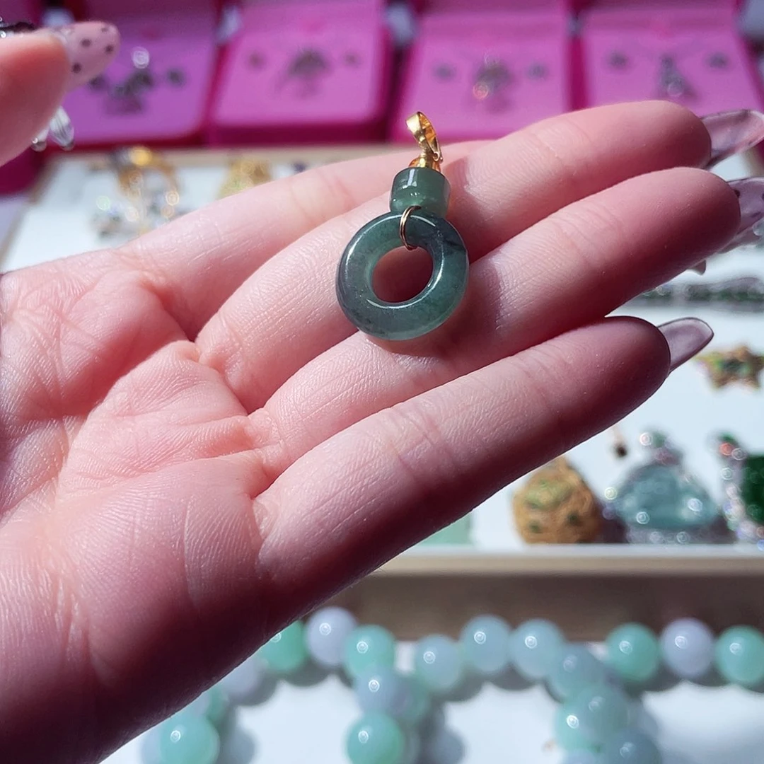 翡翠未镶嵌吊坠(不含链)111111111