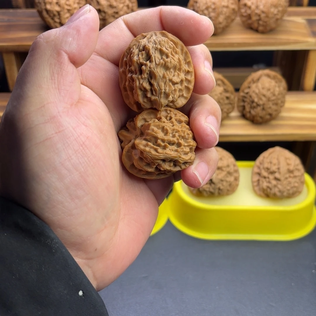 文玩核桃把件福利练手队体验款苹果园