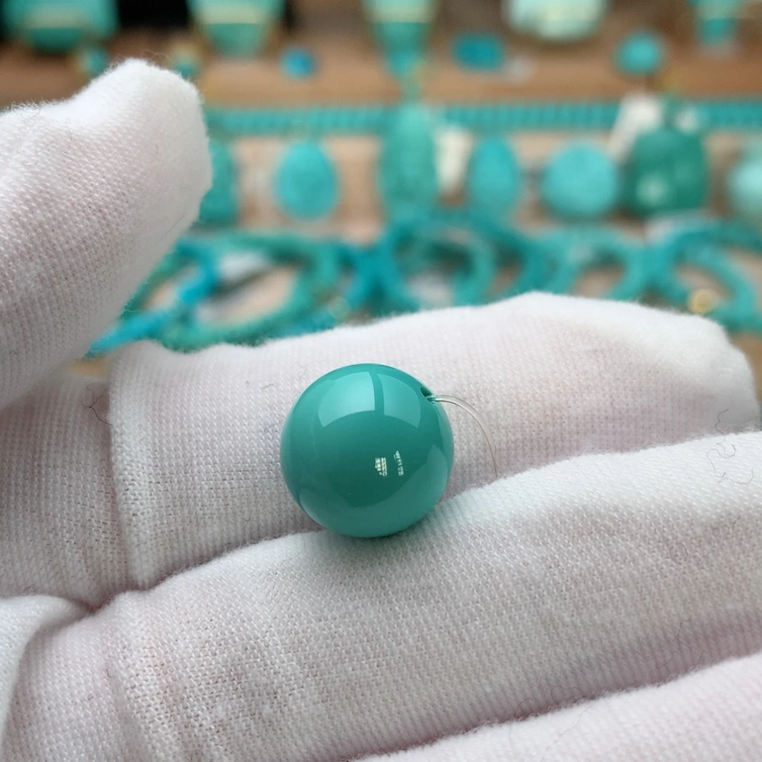 绿松石未镶嵌珠宝奇石12.8mm