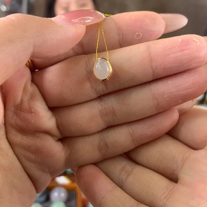 和田玉18K金镶嵌吊坠(不含链)