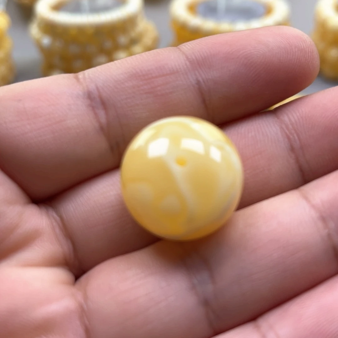 琥珀颈饰未镶嵌吊坠