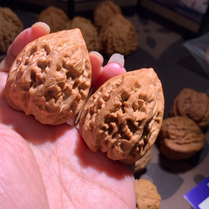 文玩核桃吊坠美***鸭107火苗