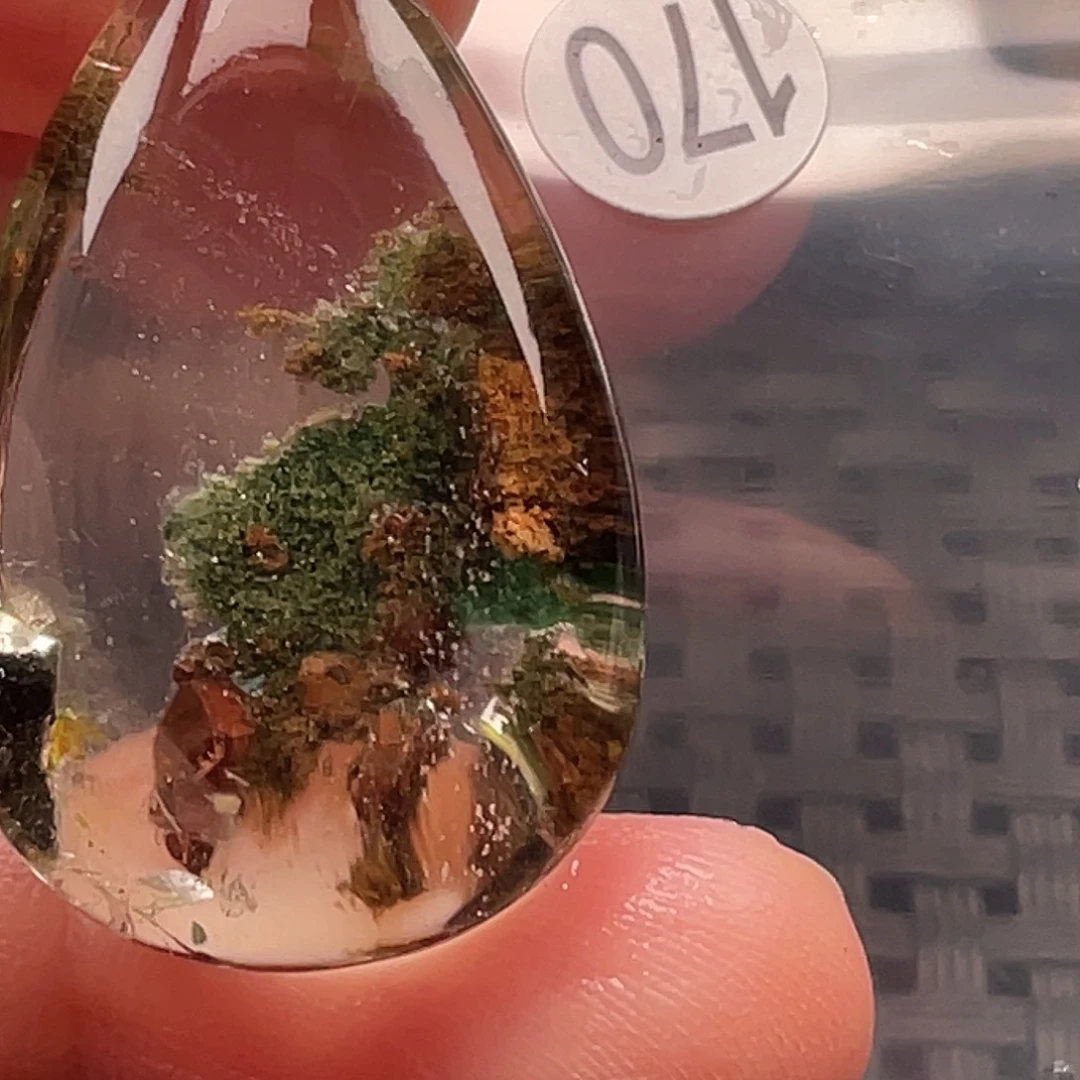 琉***璃未镶嵌水晶颈饰天然