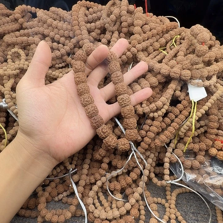 齐***武吊坠金刚菩提谢谢