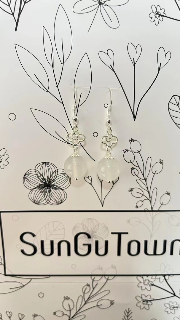 128冬日百搭款耳饰白玛瑙