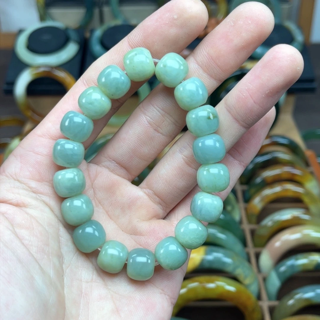 蛇纹石玉手串未镶嵌及