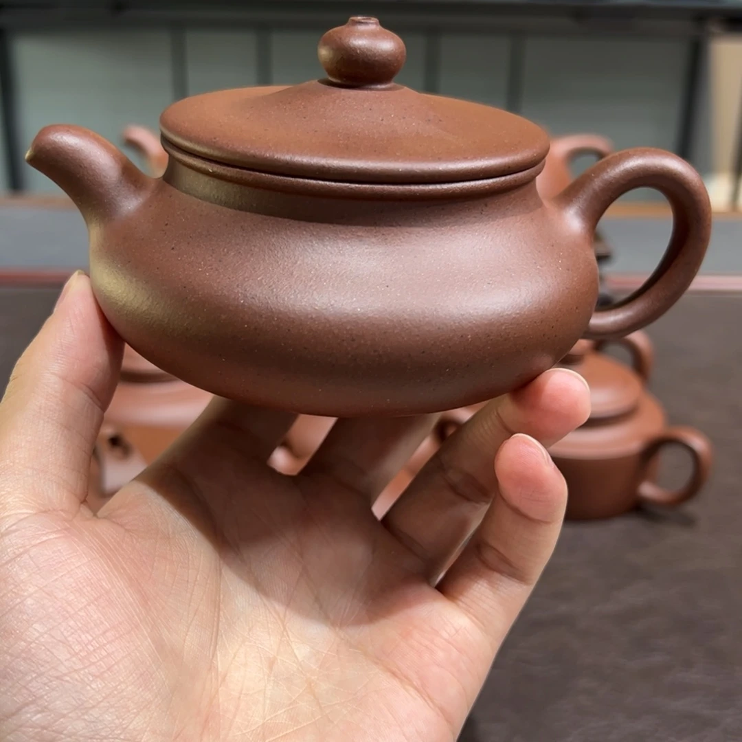 小***哥宜兴紫砂壶泡茶喝