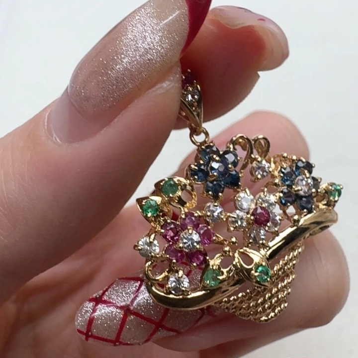 红宝石颈饰未镶嵌