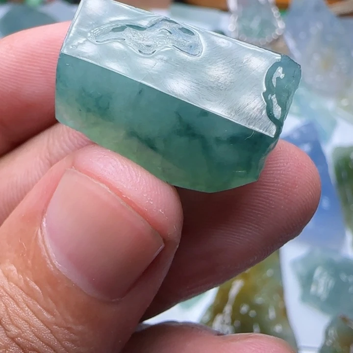 定制翡翠未镶嵌不包工