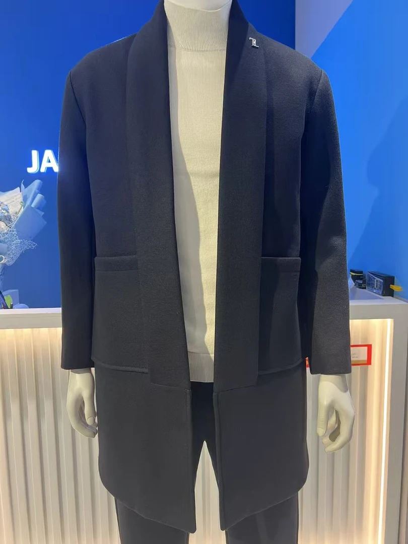 【杰尼轩诗】黑色可调节修身型纽扣毛呢围巾领男装男士毛呢大衣