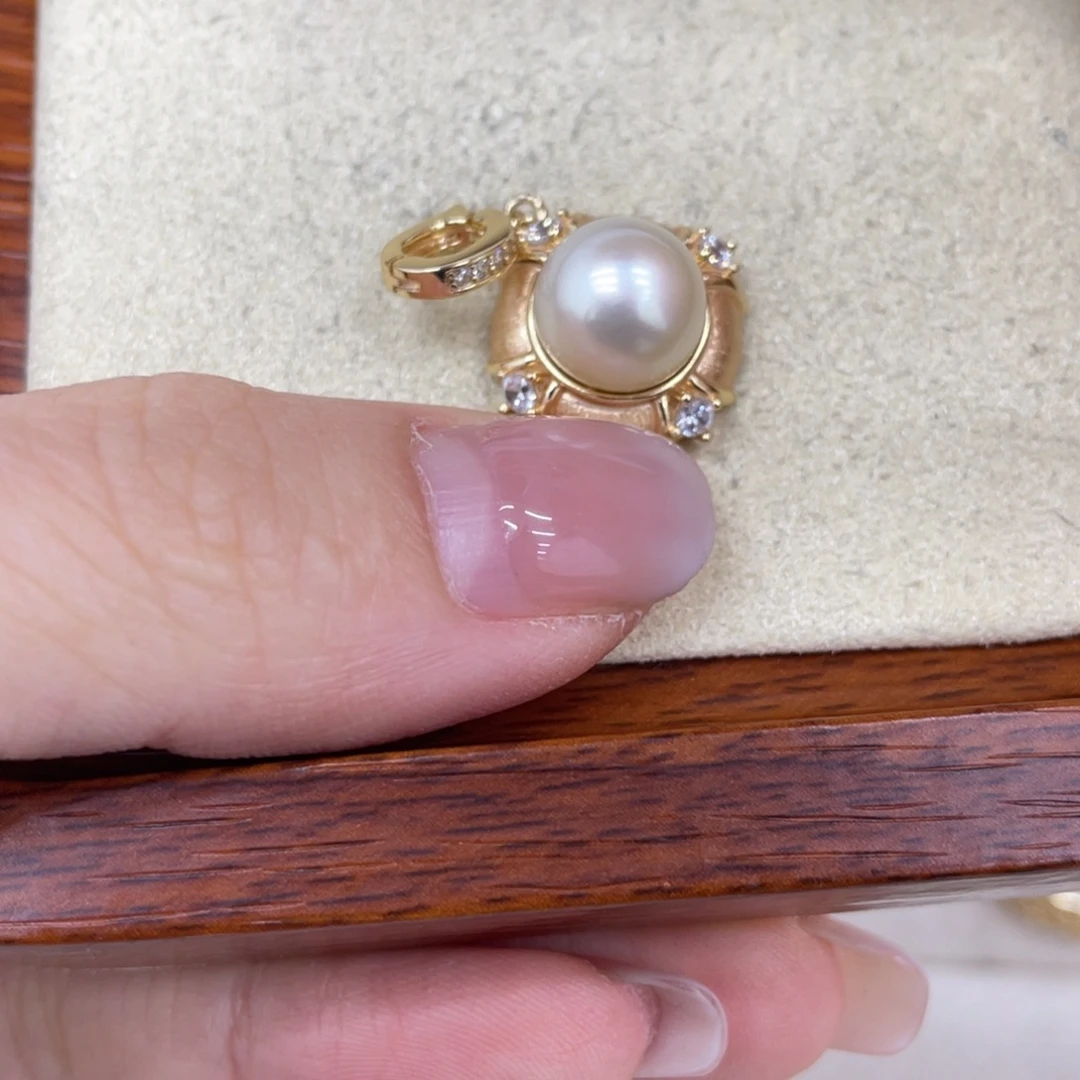 颈饰银S925镶嵌海水珍珠