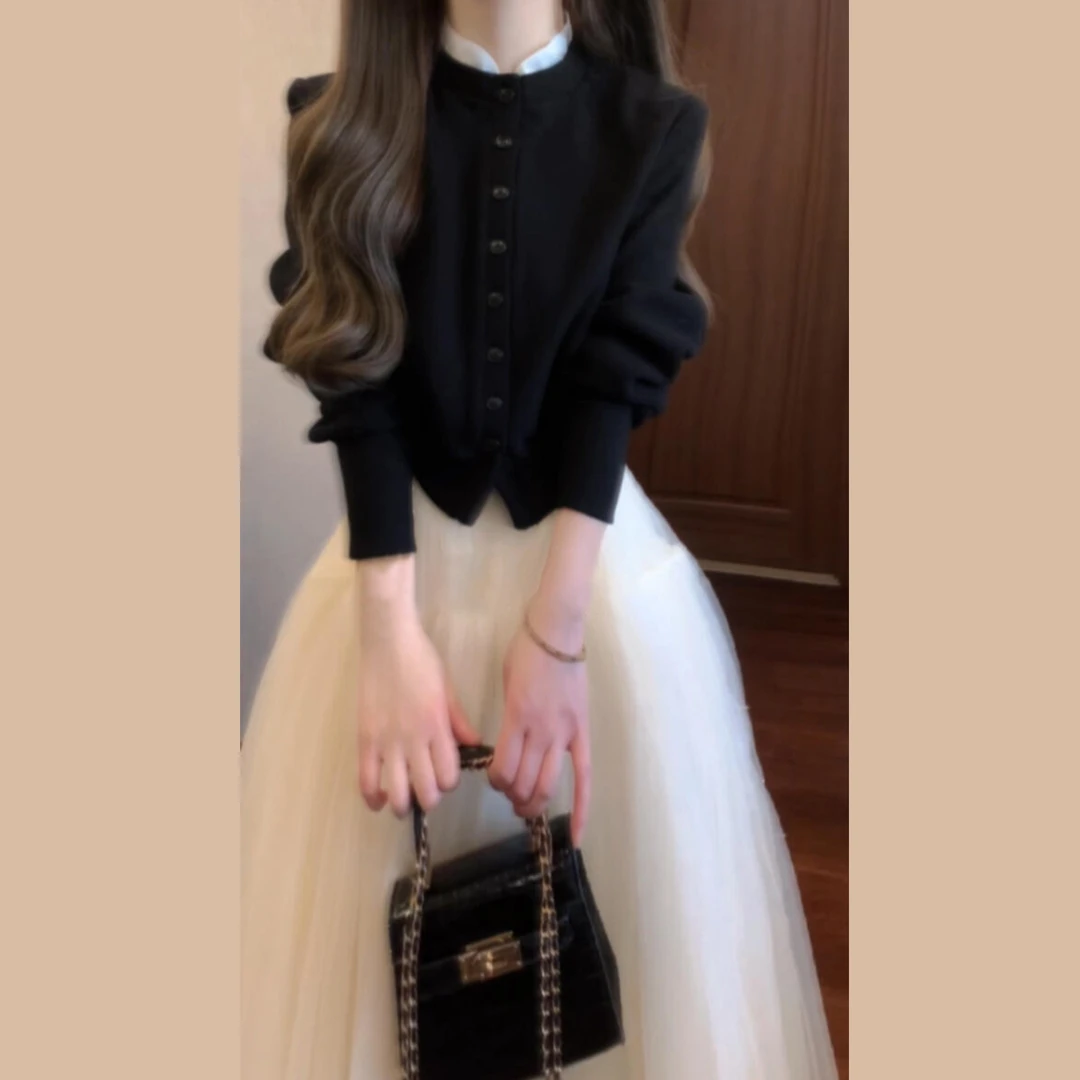 赫本风黑色针织衫女毛衣女外套早秋2025新款法式设计感连衣裙套装