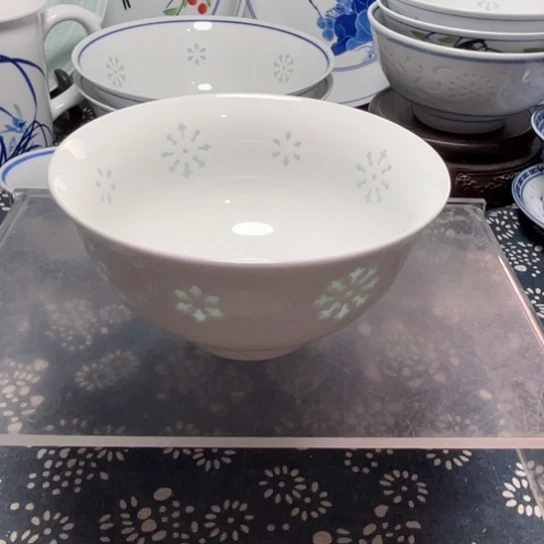 纯白5寸雕刻雪花饭碗