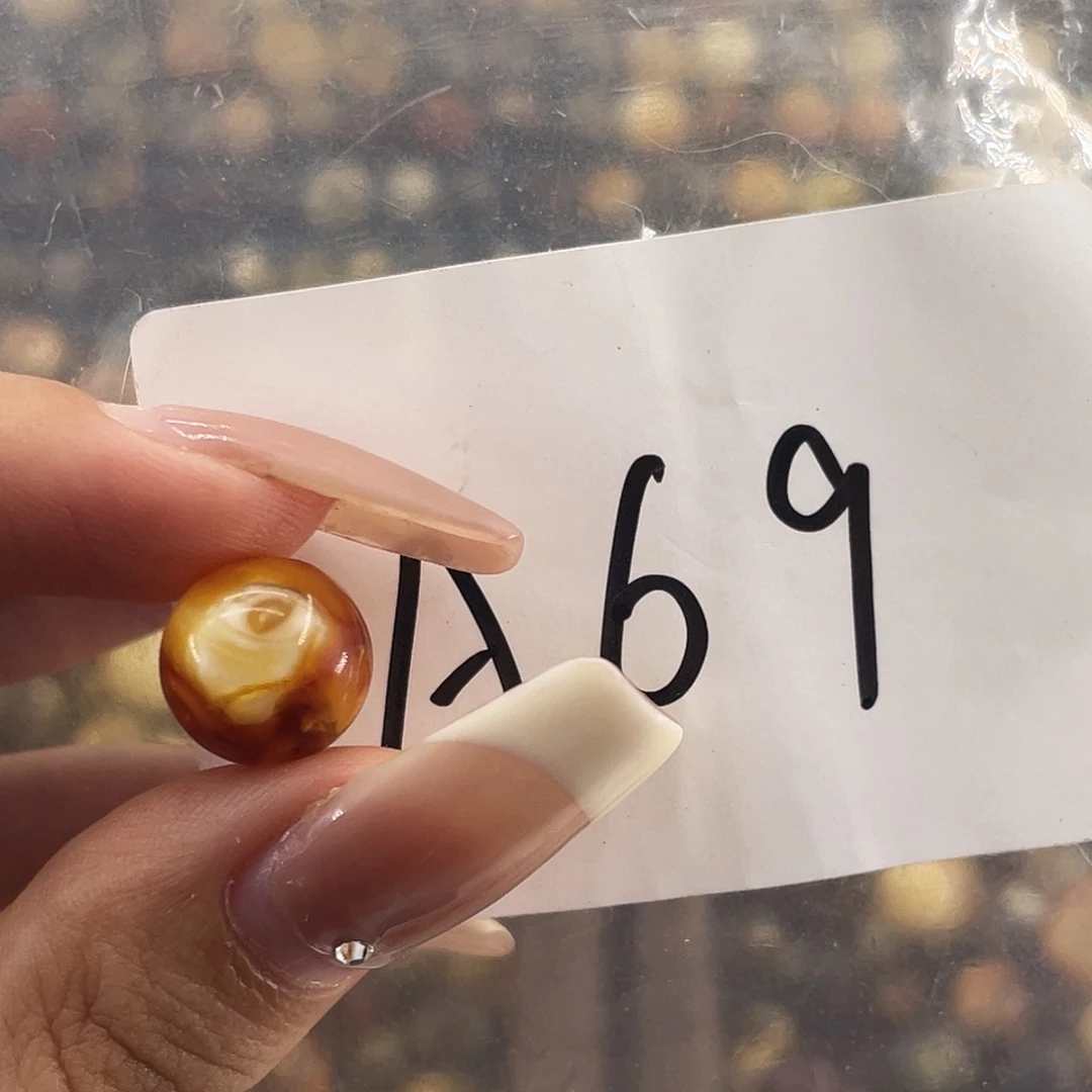 琥珀未镶嵌裸石11.6福利