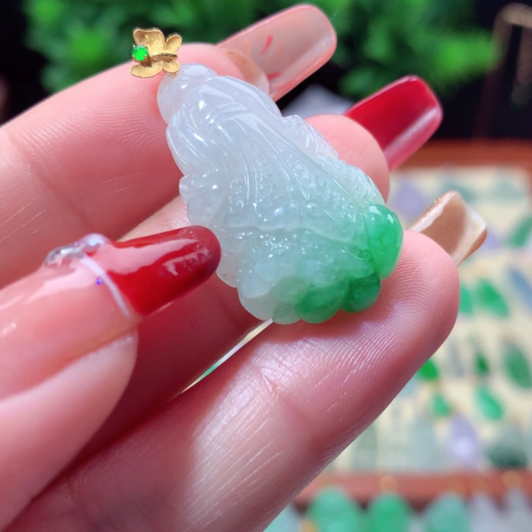 翡翠吊坠(不含链)18K金镶嵌