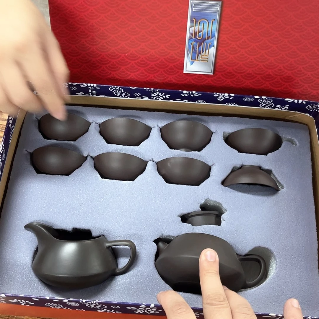 孤品茶具套装等。