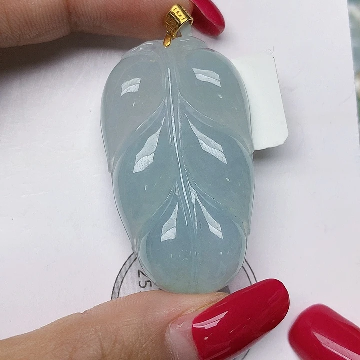 颈饰18K金镶嵌翡翠天然翡翠