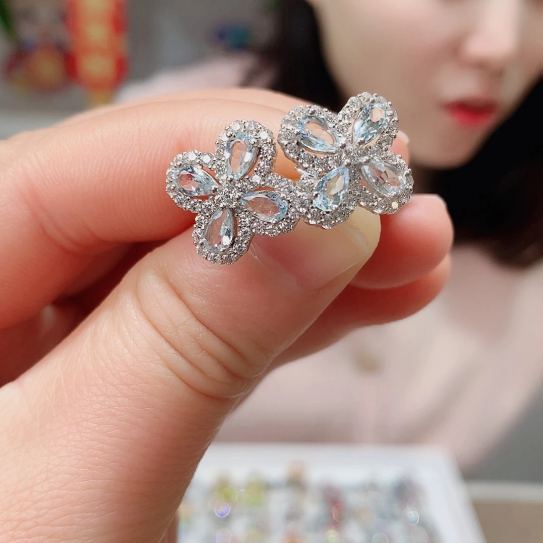 海蓝宝石耳钉银S925镶嵌