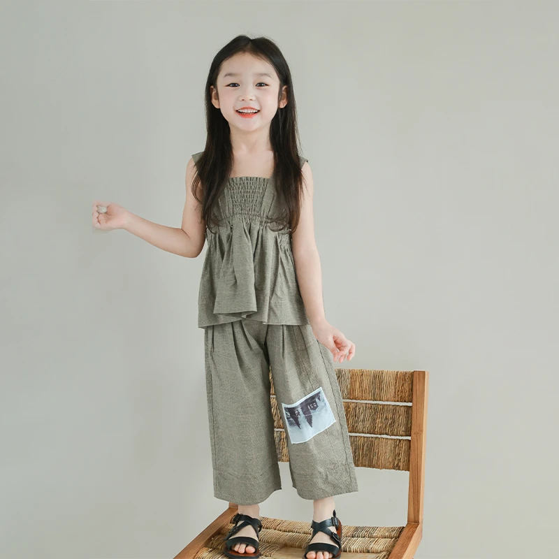 utouto大耳象女童打揽格子吊带＆格子贴画休闲裤2024夏2303762